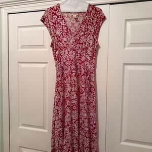 Worthington Red and White Floral Dress, size 6
